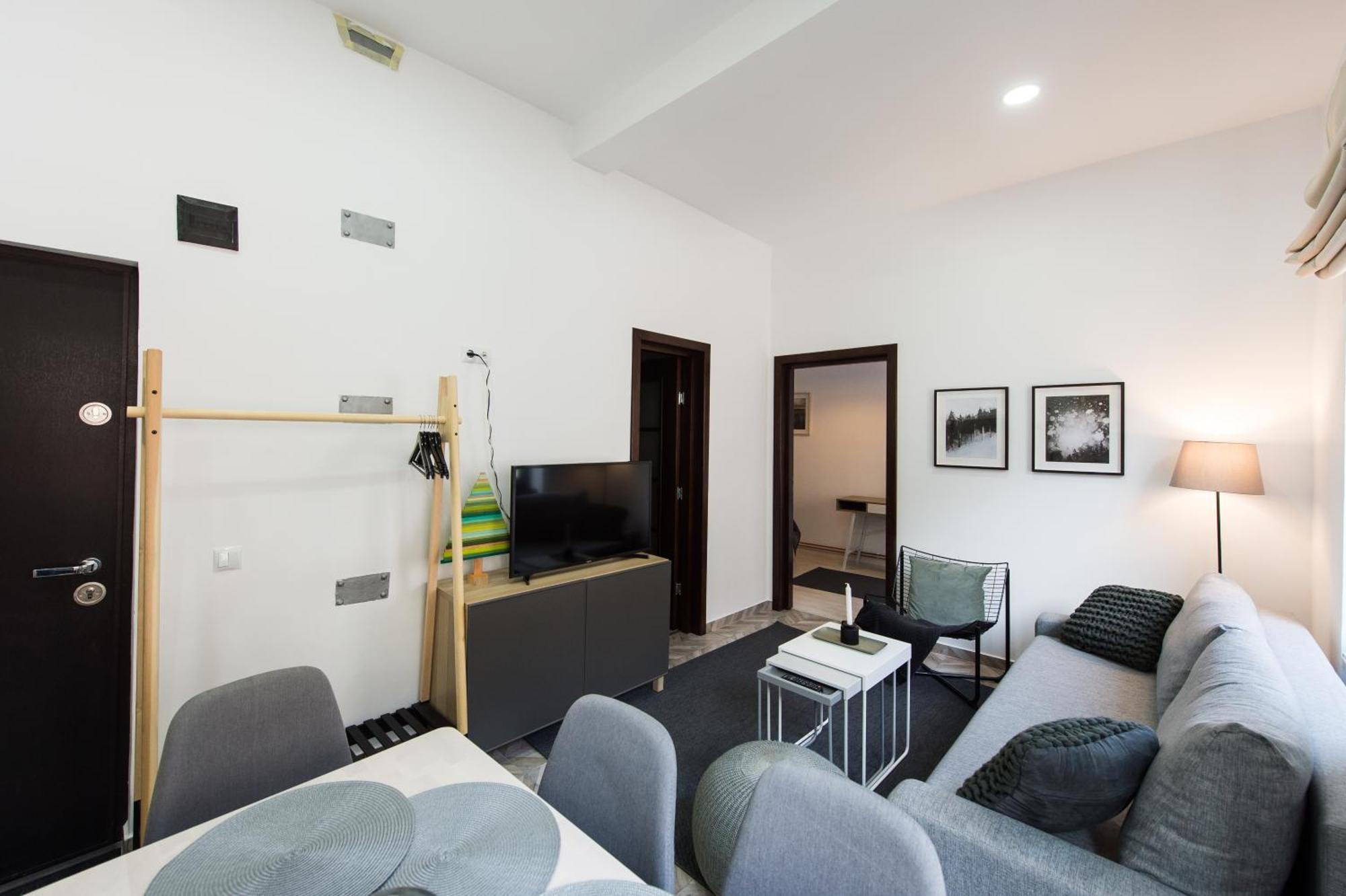 شقة Charming Old Town Flat With Mountain View براشوف المظهر الخارجي الصورة