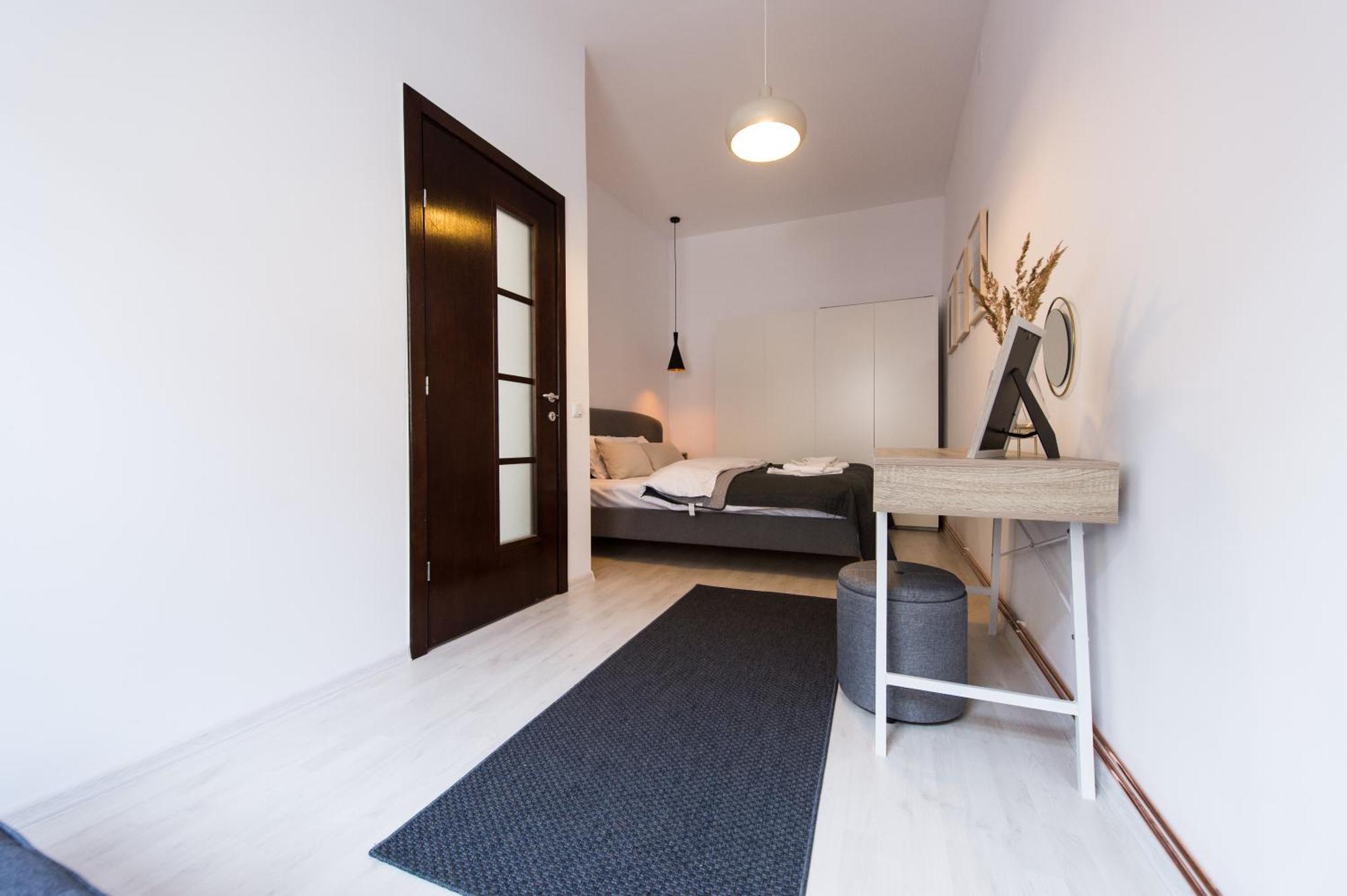 شقة Charming Old Town Flat With Mountain View براشوف المظهر الخارجي الصورة