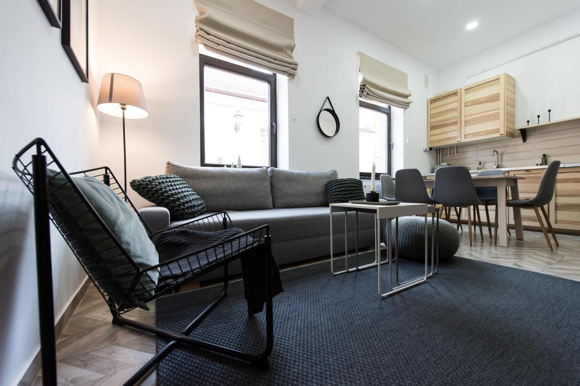 شقة Charming Old Town Flat With Mountain View براشوف المظهر الخارجي الصورة